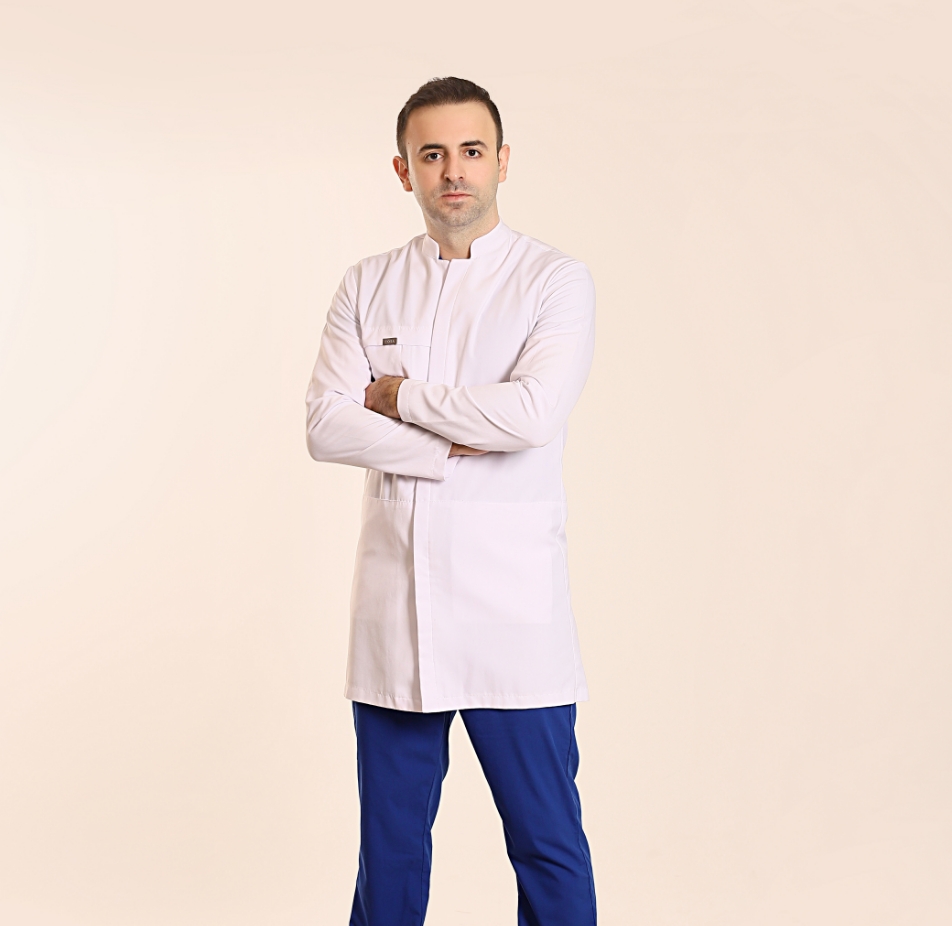 Estetik ve Plastik Cerrah Dr. Nazım Ramazanov